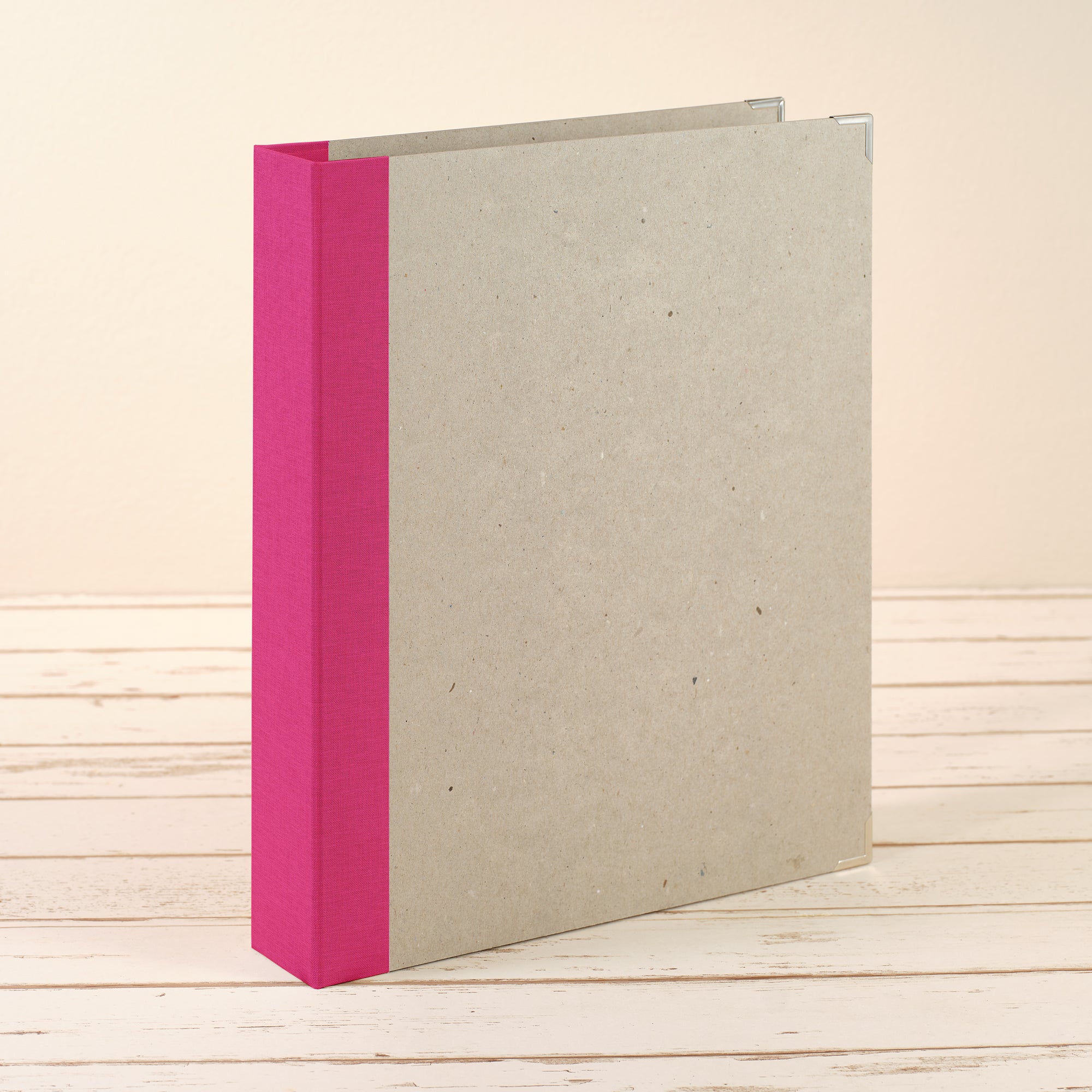 A4 Album mit pinkem Leinenrücken