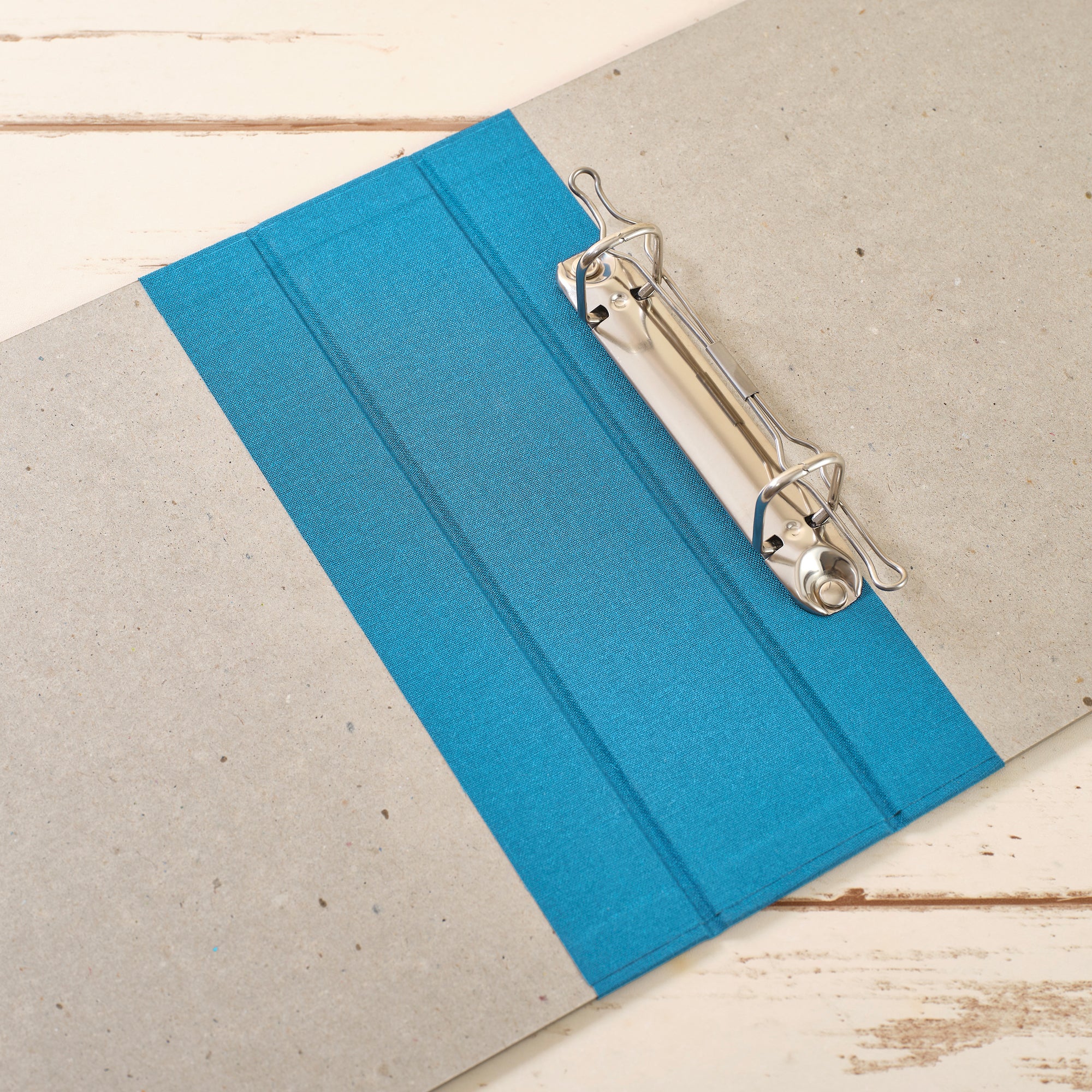 A5 Ordner mit meerblauem Leinenrücken