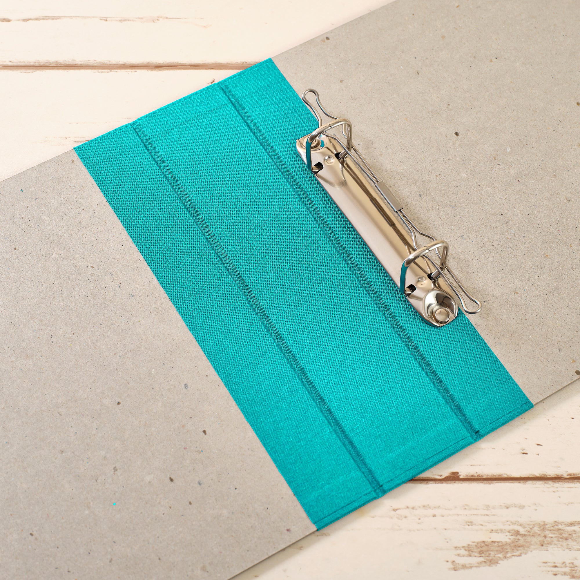 A4 Querformat Album mit mintfarbigem Leinenrücken