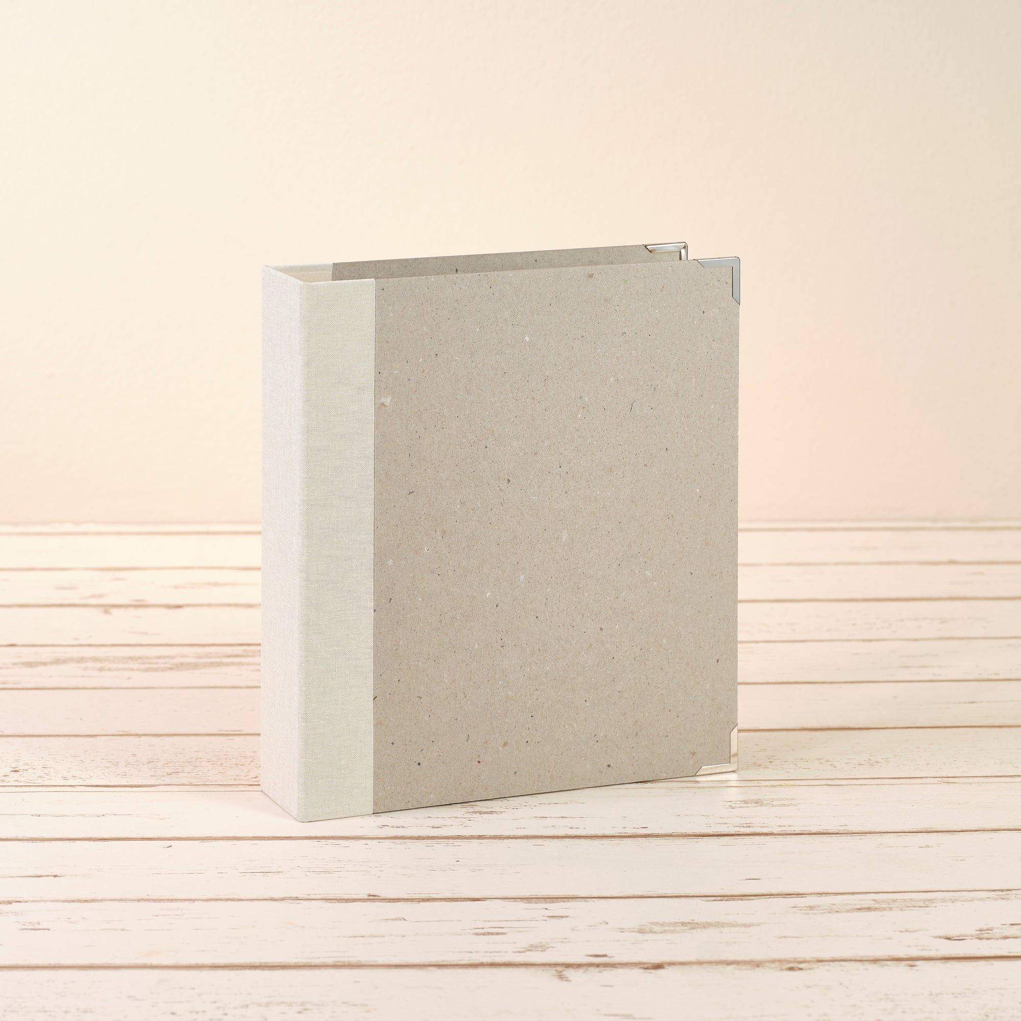 A5 Ordner mit cremeweissem Leinenrücken