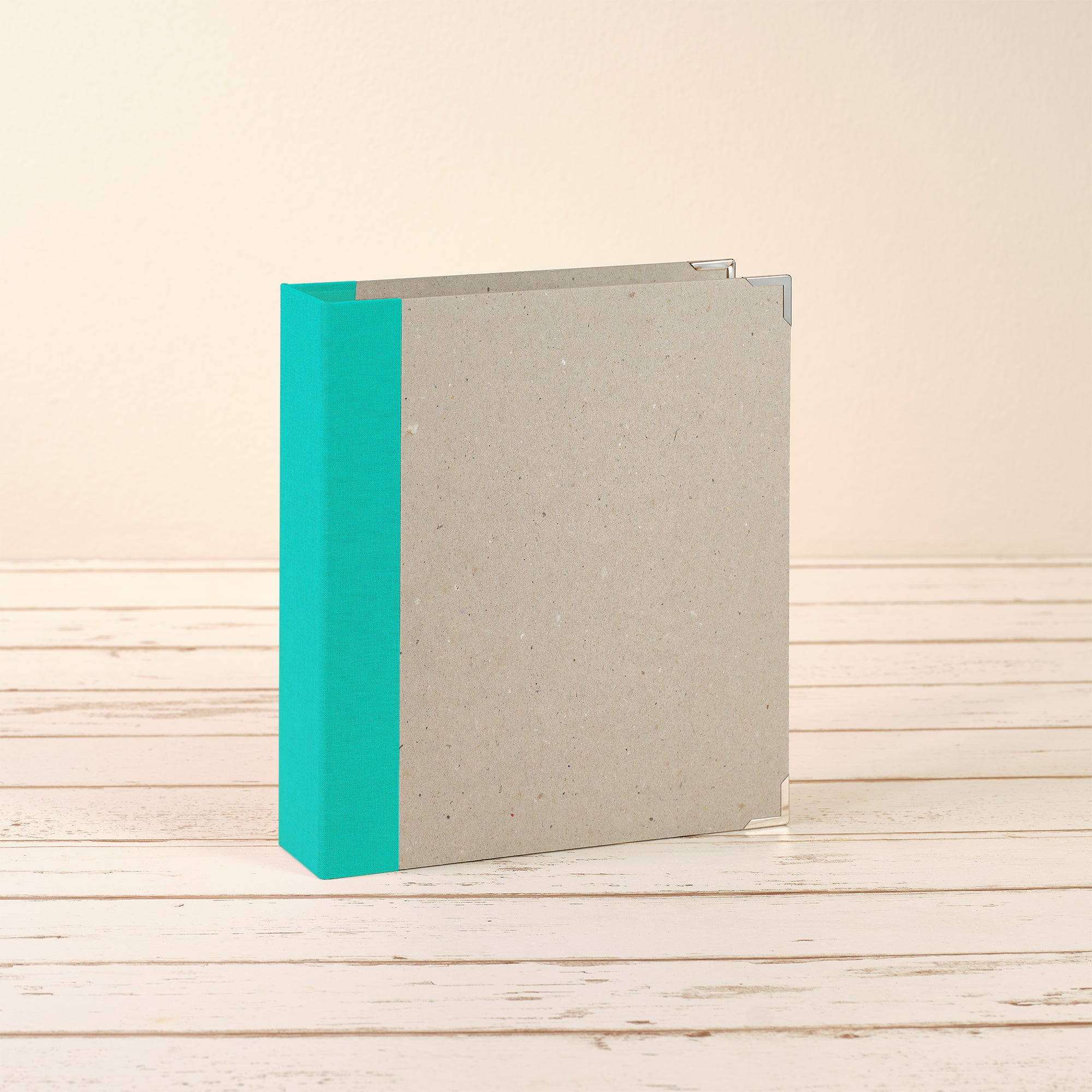 A5 Ordner mit mintfarbigem Leinenrücken