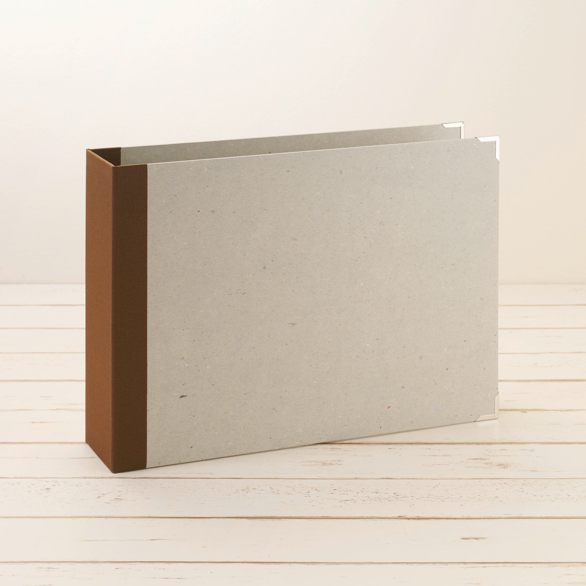 A4 Ordner Querformat breiter Leinenrücken schoko - Layflat Album