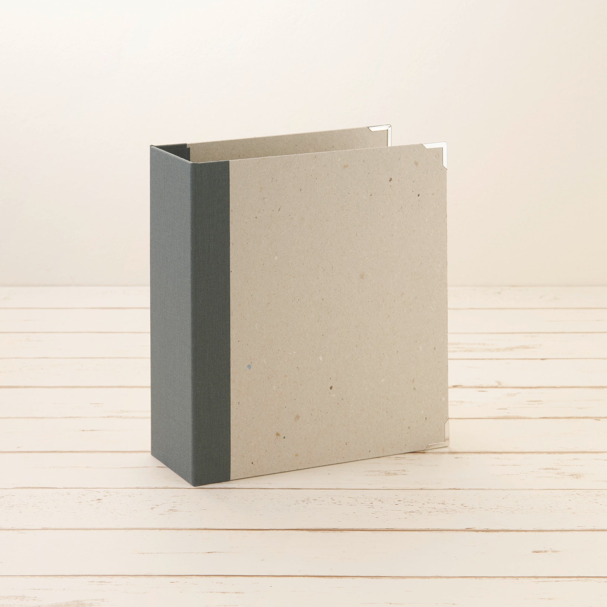 A5 Ordner Hochformat breit Leinenrücken grau - Layflat Album