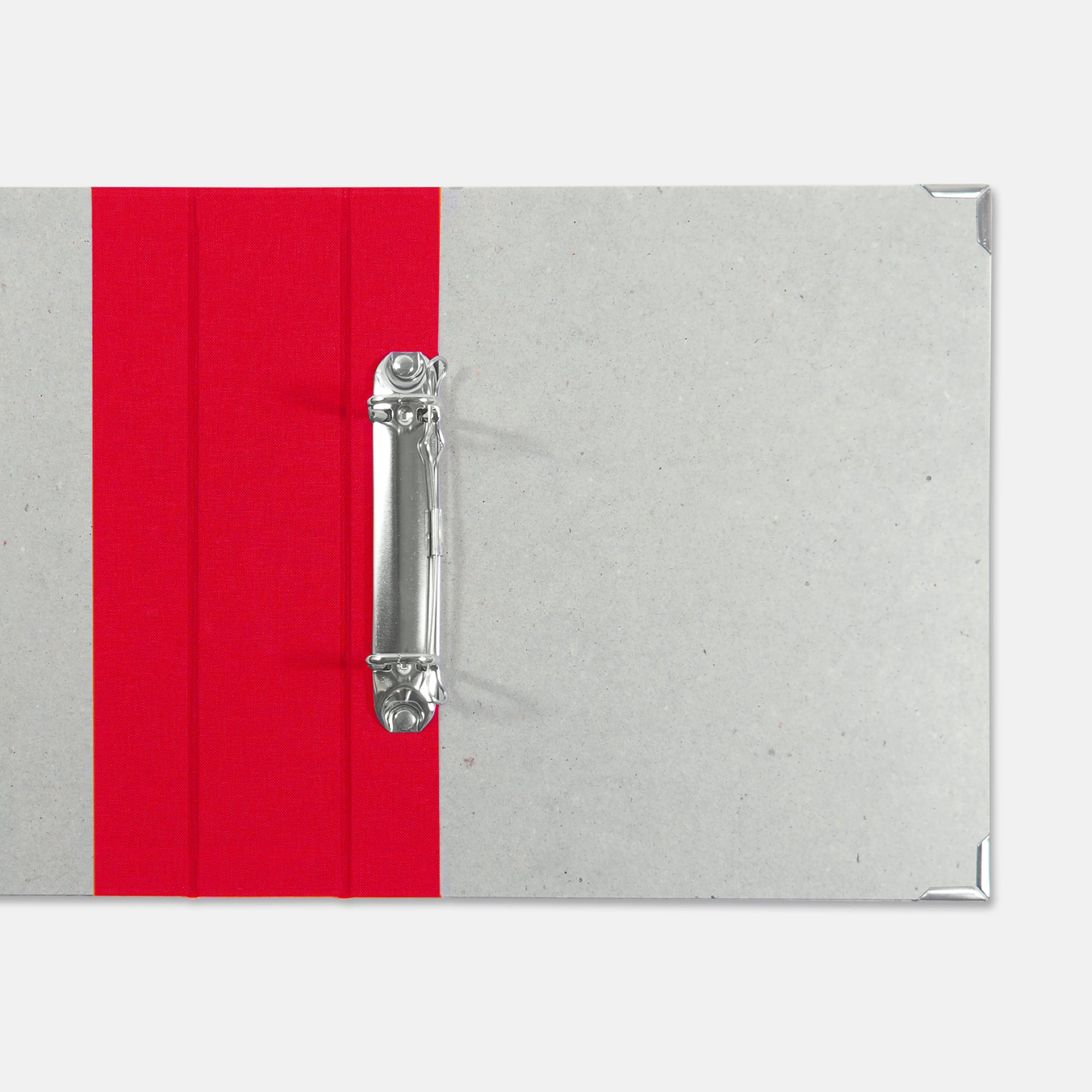 A5 Ordner mit rotem Leinenrücken